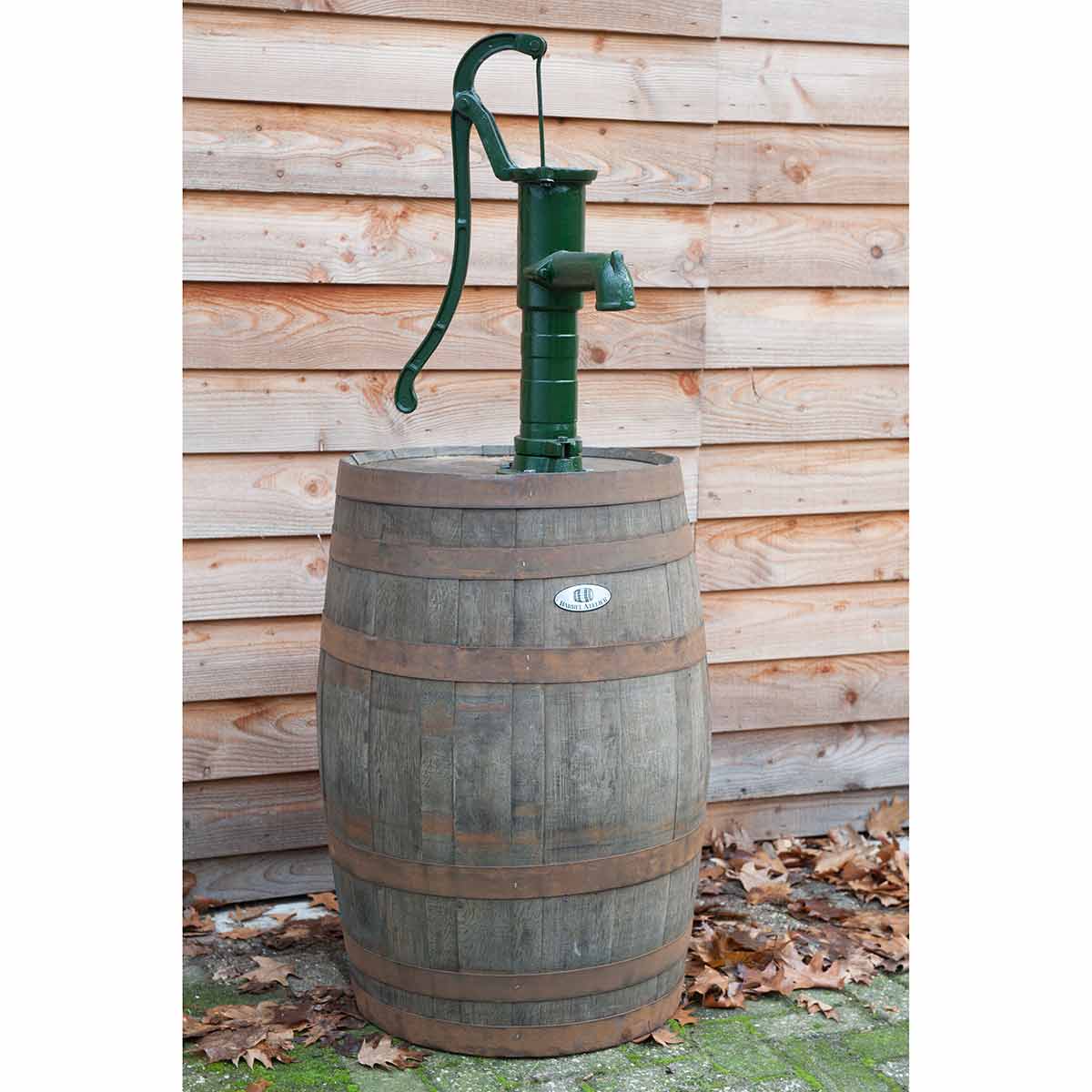 Whiskyfass mit Handschwengelpumpe, aus Holz/Gusseisen, D 600 x 1610 mm, 80 kg Whiskyfass mit Handschwengelpumpe, aus Holz/Gusseisen, D 600 x 1610 mm, 80 kg